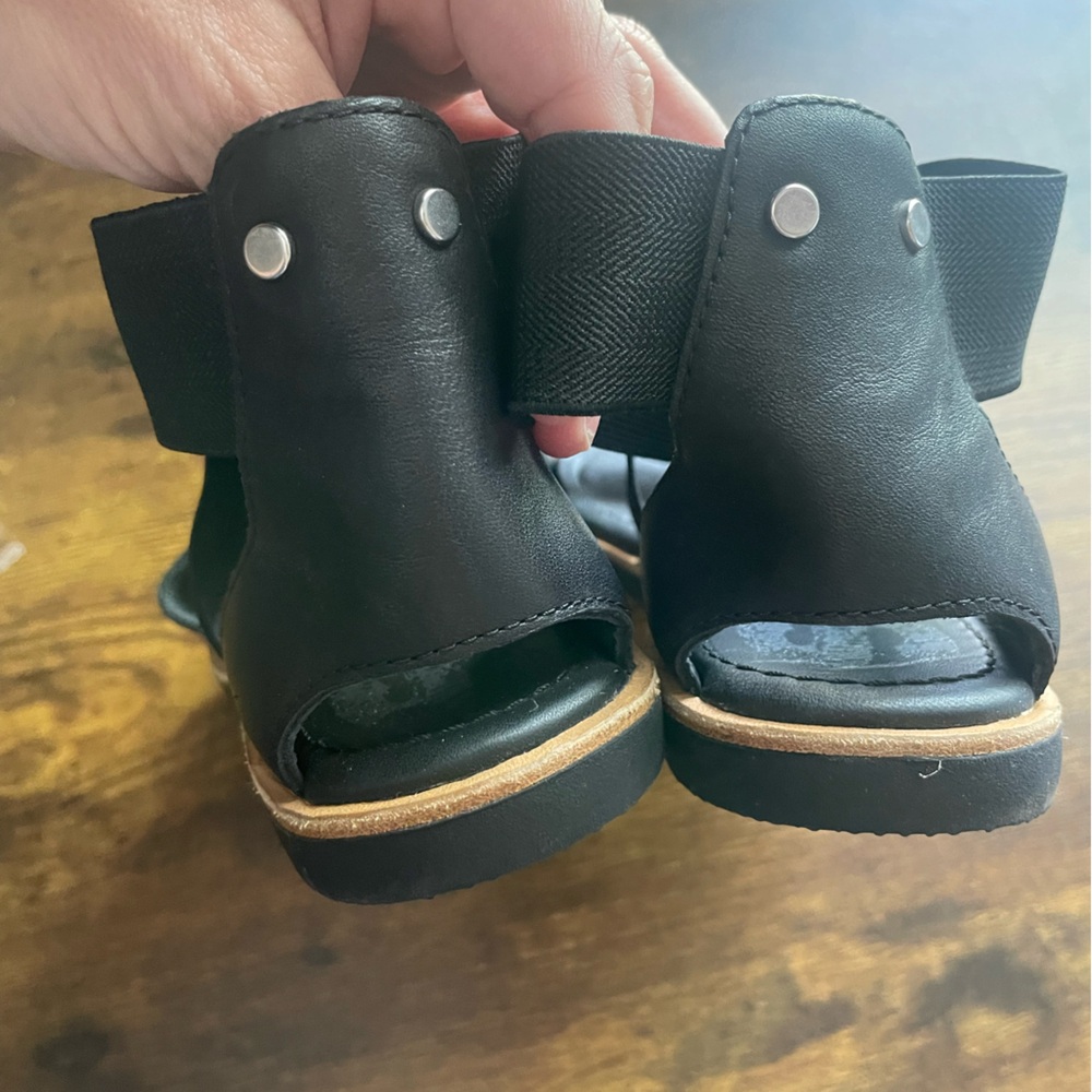 Sorel Ella Black Sandals size 6.5 - Picture 4 of 7